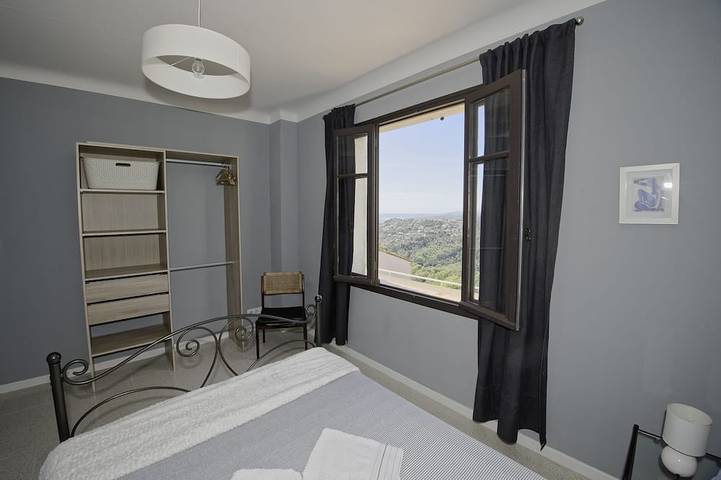 Gîte pour 4 personnes, avec balcon et jardin à Saint-André-de-la-Roche - 3