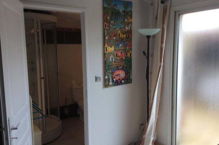 Gîte pour 2 personnes, avec jardin et piscine à Lunel-Viel - 3