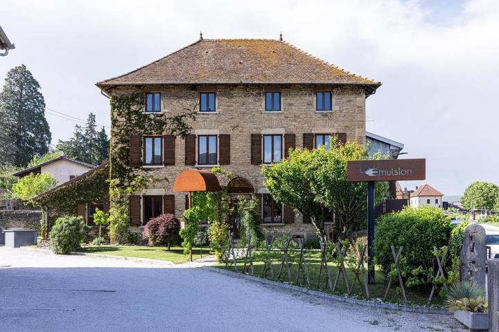 Chambre d’hôte pour 4 personnes, avec terrasse et vue à Saint-Alban-de-Roche