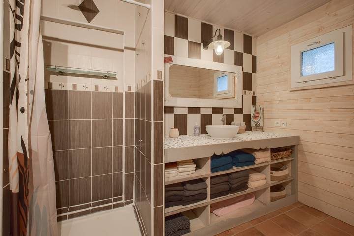 Maison de vacances pour 10 personnes, avec terrasse et jardin, adapté aux familles dans Mayenne - 4