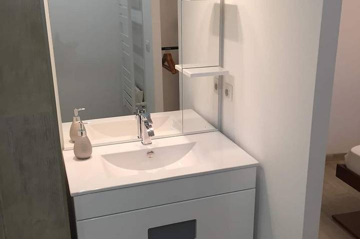 Gîte pour 2 personnes, avec balcon à Fontaine-de-Vaucluse - 4