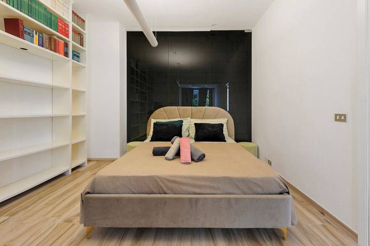 Entire apartment, Bright Central Apartment with Balcony and Wi-Fi in Lecce, Lecce Province