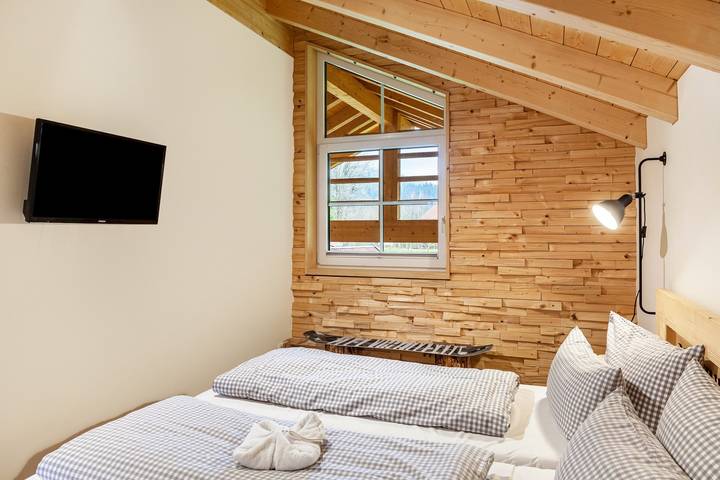 Ferienhaus für 6 Personen, mit Balkon und Whirlpool sowie Garten und Sauna in Farchant - 2