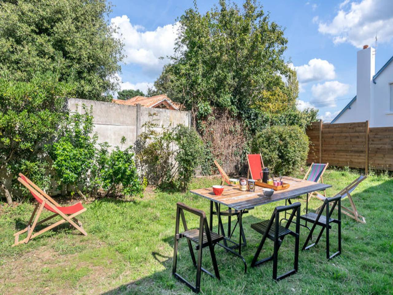 Entire apartment, Apartment near Moulin Beach & Gr 34 Trail in Quimiac, Mesquer