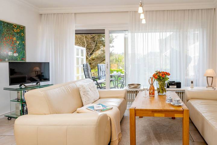 Ganze Wohnung, Herzlich Willkommen im 3-Zimmer-Ferienappartement "Theresa" in Nordfriesische Inseln (Schleswig-Holstein) (Schleswig-Holstein), Wenningstedt