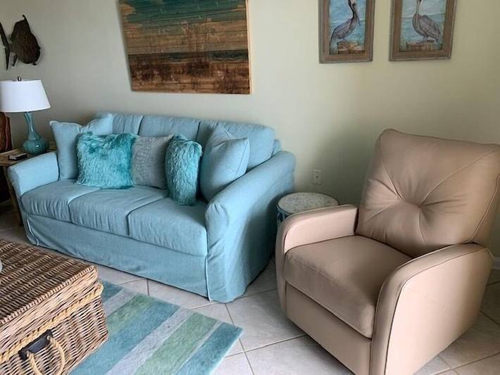 Vacation rental for 6 people, with balcony and hot tub as well as pool in Alabama Gulf Coast