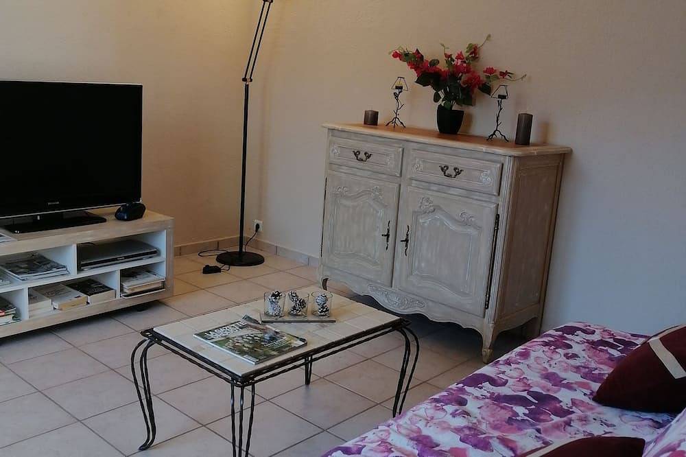 This gîte is sold in Boulbon, Region de Arles