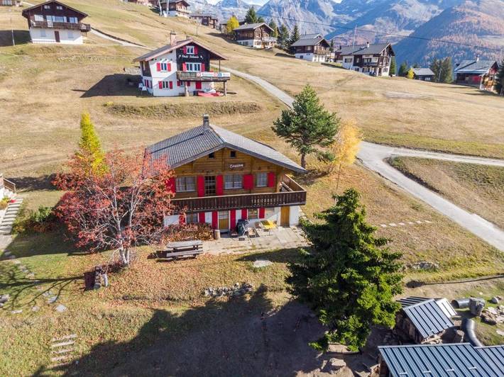 Ferienwohnung für 6 Personen, mit Balkon und Terrasse sowie Garten und Ausblick in Rosswald