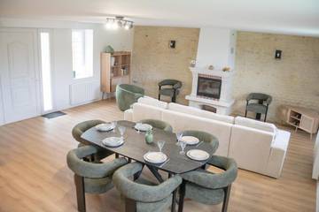 Cottage pour 8 personnes, avec terrasse, animaux acceptés à Juaye-Mondaye