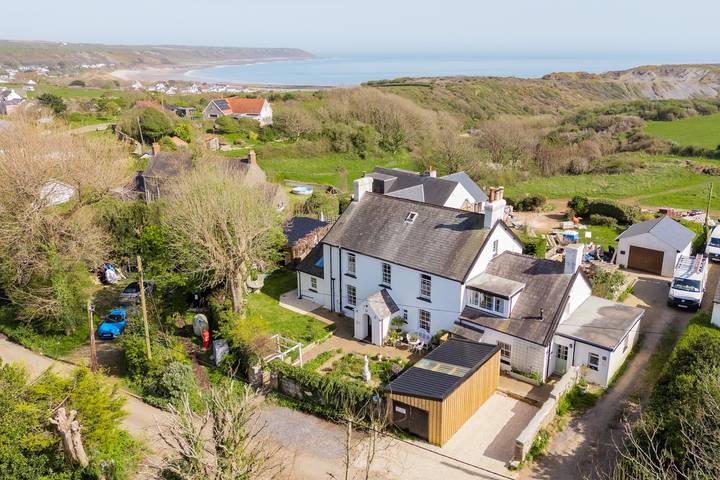 Holiday rental for 8 people, with garden and terrace, with pets in Port Eynon