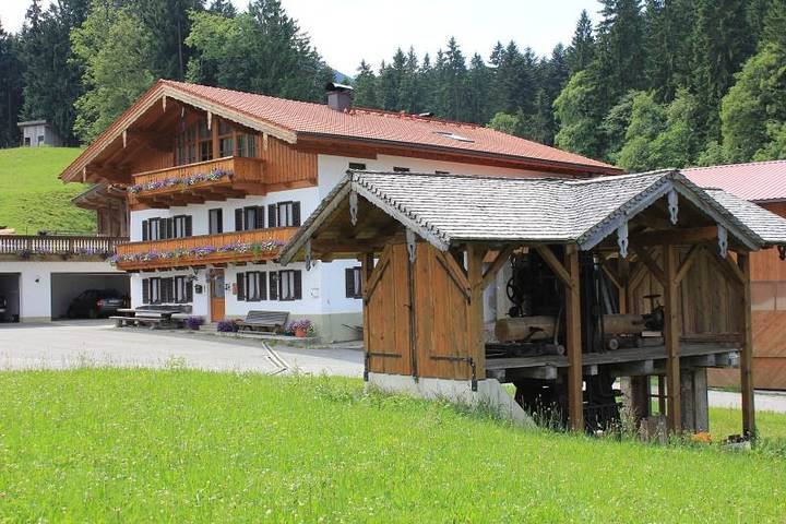 Ferienhaus für 3 Personen, mit Balkon und Terrasse im Chiemgau - 2