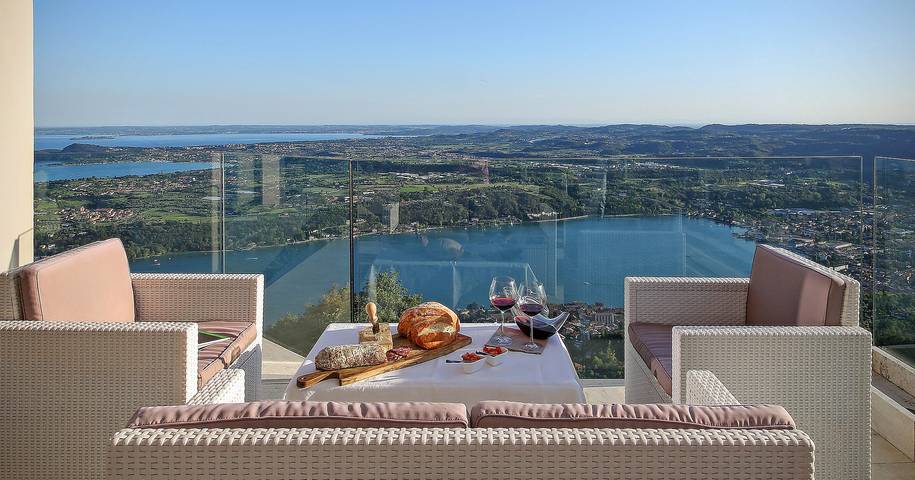 Villa für 10 Personen, mit Garten und Terrasse sowie Pool in Salò - 3