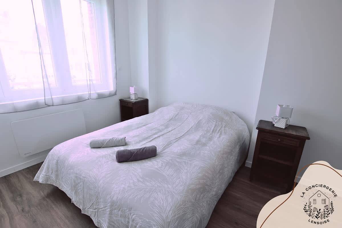 Ganze Wohnung, Chez Jean 3, hyper centre, wifi, 4 pers, Bollaert in Lens, Lens und Umgebung