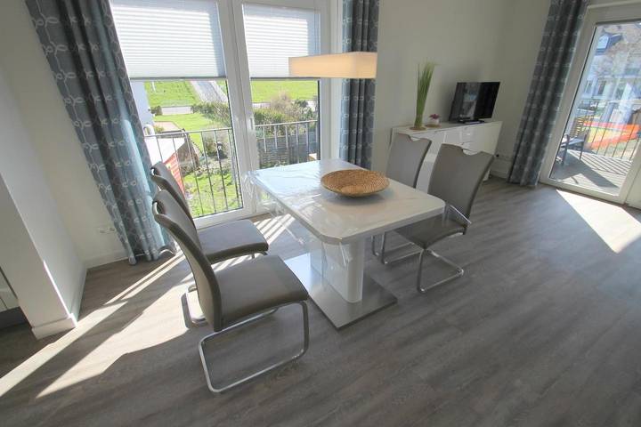 Ferienwohnung für 4 Personen, mit Balkon und Balkon/Terrasse in der Mecklenburger Bucht - 2