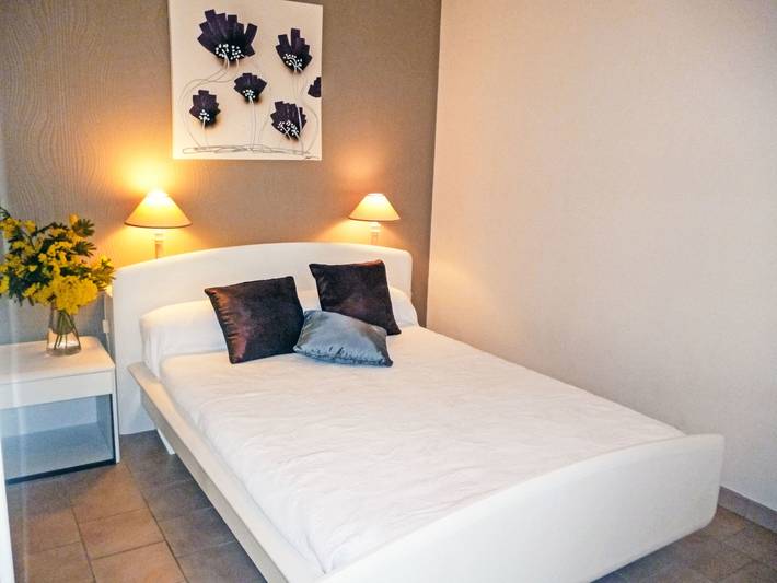 Location de vacances pour 6 personnes, avec terrasse et jardin à Gassin - 3