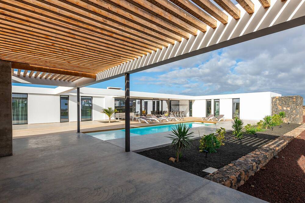 Villa Ventura in Lajares - moderne Villa mit beheiztem Pool für 10 Personen in Lajares, La Oliva