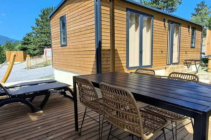 Mobil home pour 4 personnes à Prunières