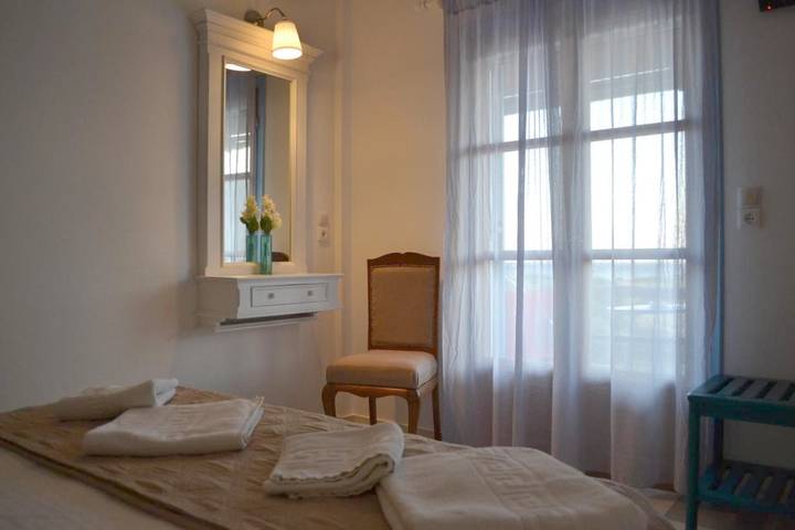 B&b per 2 persone, con Balcone e Terrazza nonché Giardino ad Ios