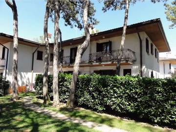 Ferienwohnung für 6 Personen, mit Balkon und Garten in Bibione
