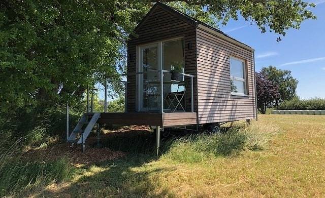 Camping für 2 Personen, mit Terrasse und Ausblick sowie Garten an der Ostsee
