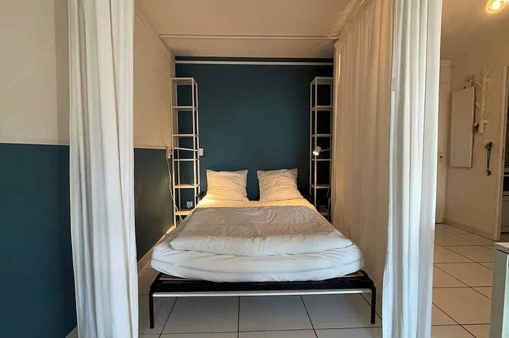 Gîte pour 4 personnes, avec jardin et piscine dans Port Du Lavandou - 3