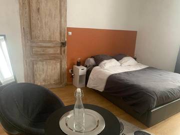 Chambre d’hôte pour 6 personnes, avec vue à Vinassan