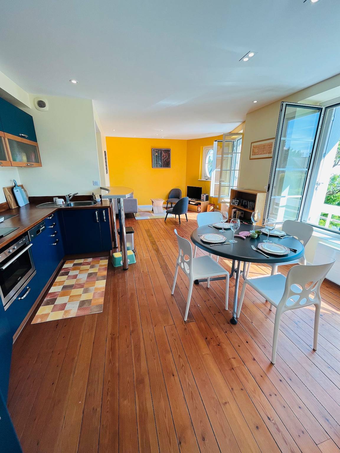 Ganze Wohnung, Appartement 'À Pieds De La Grande Plage Et' mit Wlan in Carnac Plage, Carnac