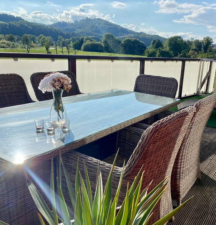 Ferienhaus für 12 Personen, mit Balkon und Terrasse sowie Garten und Ausblick in Eisenach