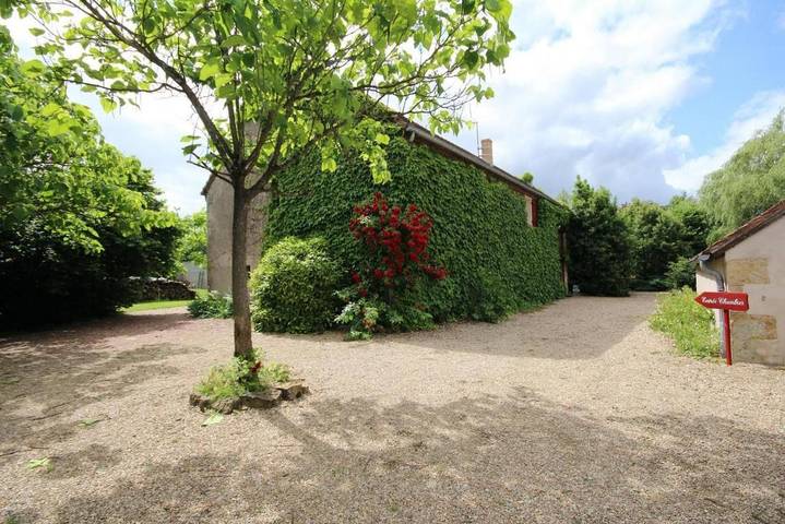 Chambre d’hôte pour 3 personnes, avec jardin ainsi que terrasse et vue dans Devay - 2