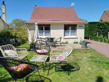 Gîte pour 4 personnes, avec terrasse et jardin, animaux acceptés à Favières