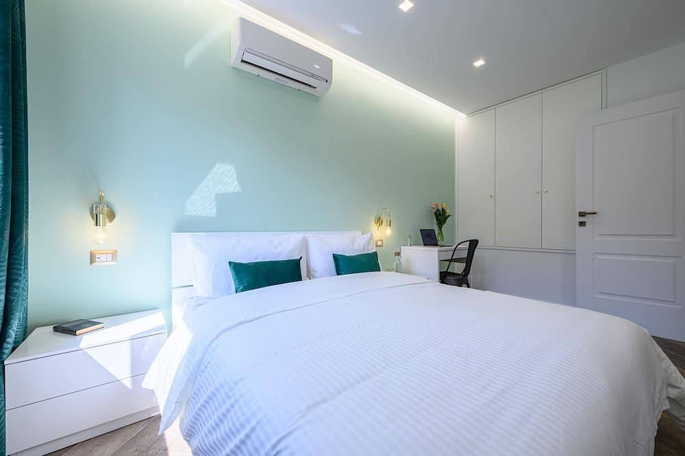 Ganze Wohnung, Villa In Bed Green Suite in Quarto, Neapel Provinz