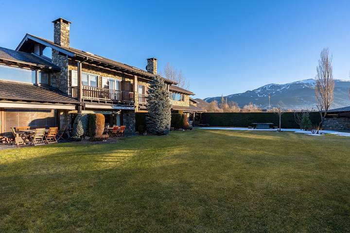 Apartamento para 6 personas, con Balcón y Jardín en Cerdanya
