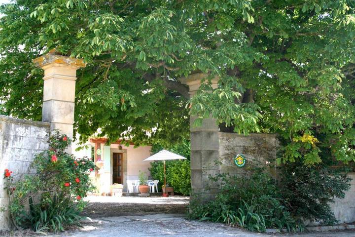 Gîte pour 8 personnes, avec Terrasse et Jardin