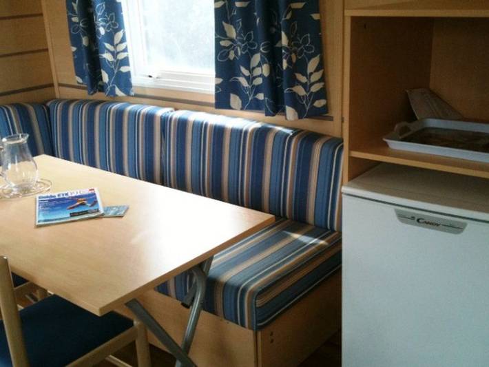 Mobil home pour 5 personnes, avec terrasse et piscine à Mézos - 2