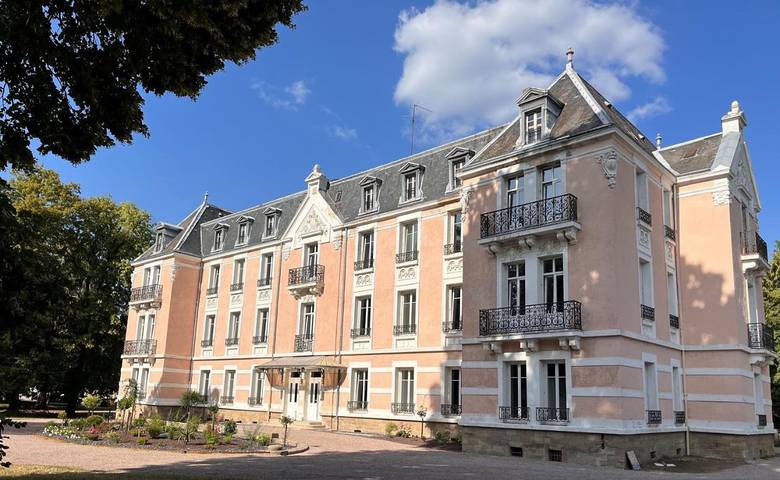 Hôtel pour 2 personnes, avec jardin dans Thermes de Contrexéville