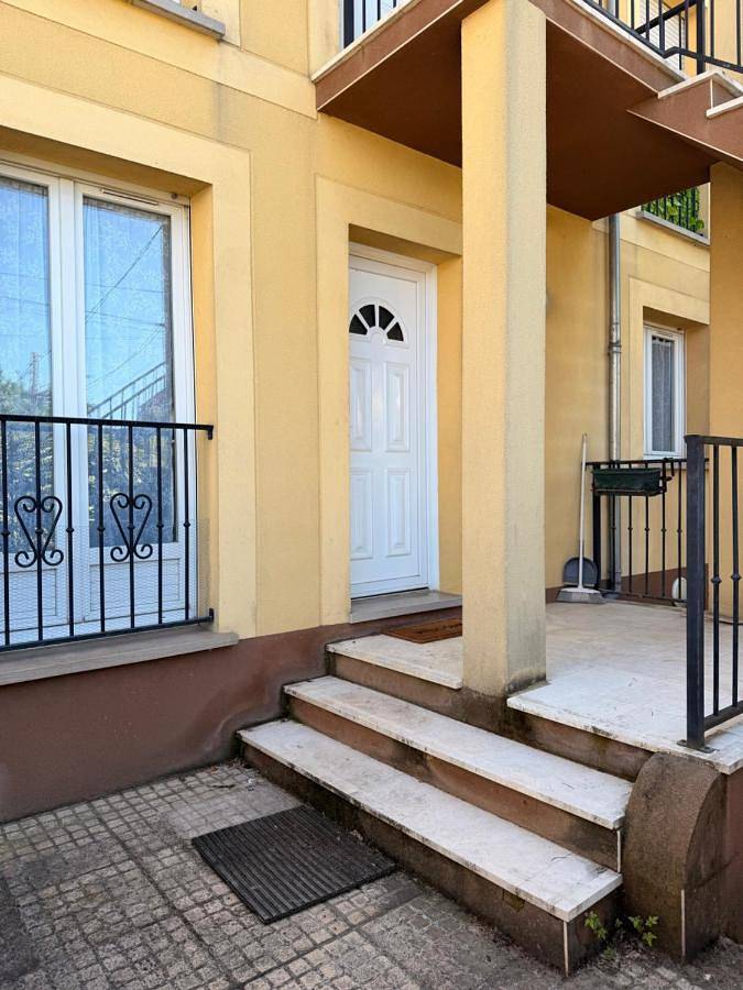 Gîte pour 6 personnes, avec jardin à Pontault-Combault - 4