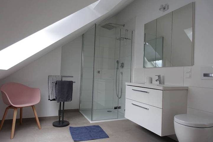 Ganze Wohnung, Tolle Wohnung mit großem Sonnen-Balkon und Siebengebirgsblick in Wachtberg, Rhein-Sieg-Kreis