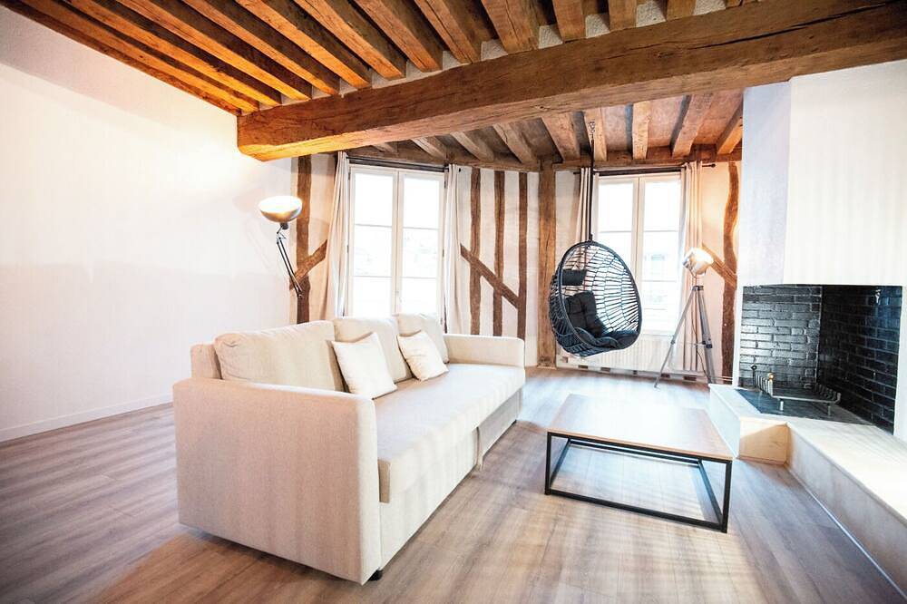 Ganze Wohnung, Duplex \"Le Bourgogne\" historic center of Orléans in Orléans, Loire-Tal
