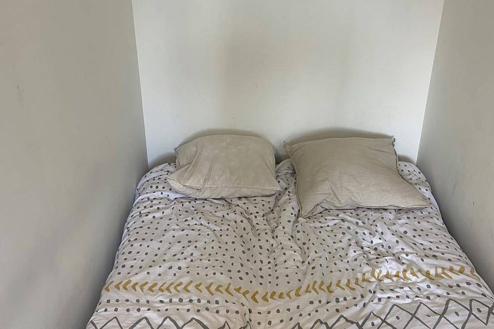 Apartamento entero, Nice new Studio 10mins from Bordeaux and 50m from the tramway in Cenon, Región de Burdeos
