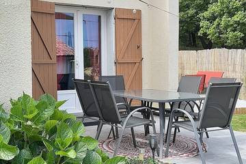 Gîte pour 4 personnes, avec jardin et terrasse à Taglio-Isolaccio