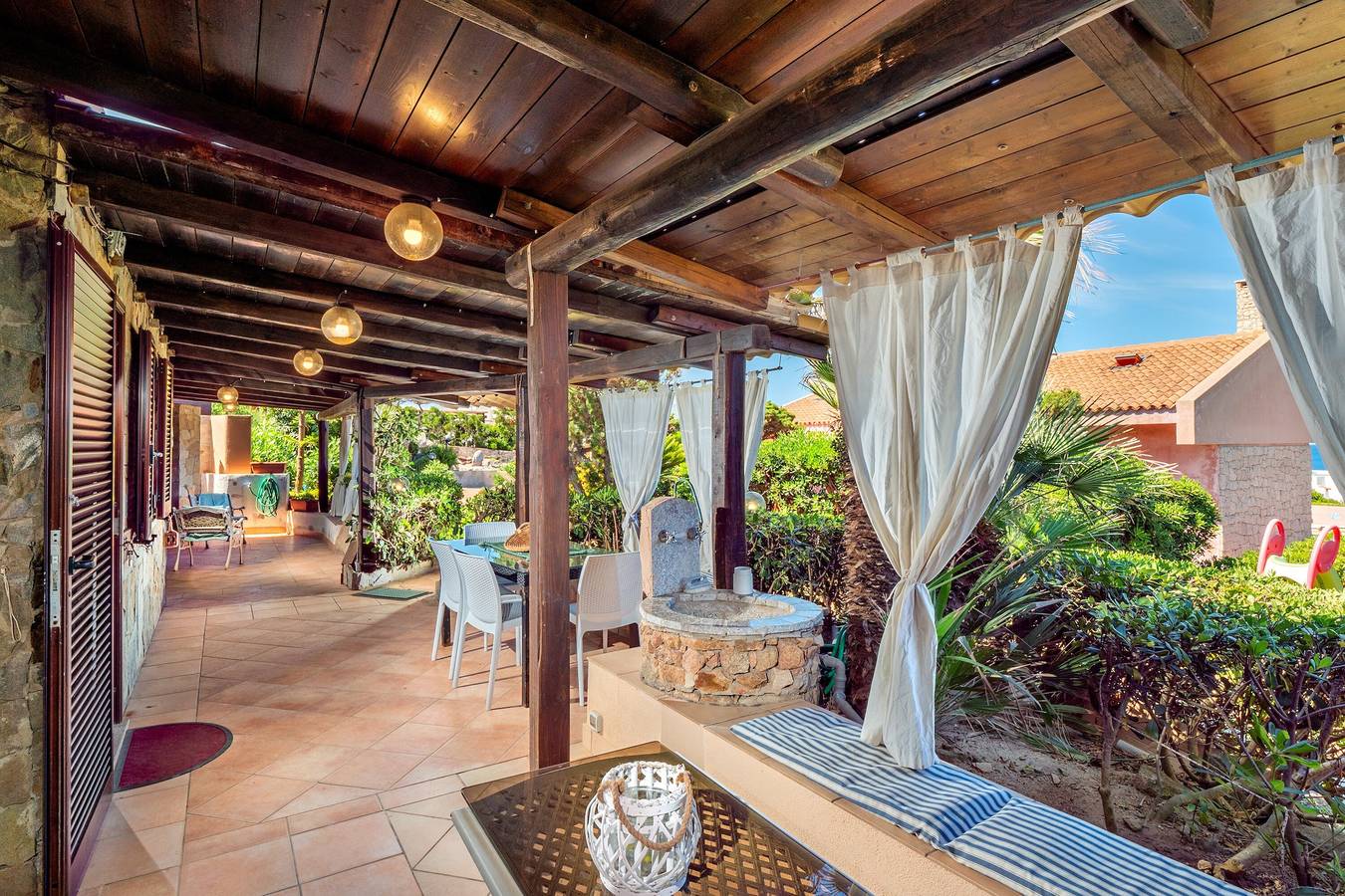 Villa de encanto con vistas al mar, Wi-Fi, jardín y terraza in Baia Santa Reparata, Santa Teresa Gallura (Municipality)