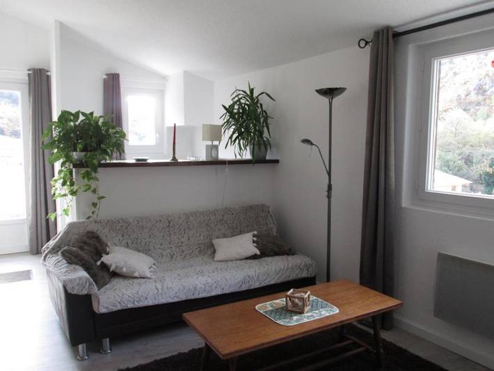 Gîte pour 6 personnes, avec Balcon ainsi que Terrasse et Piscine à Condorcet - 3