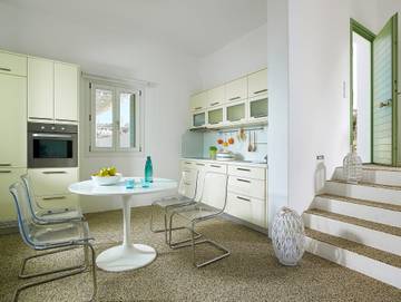 Holiday Rental for 5 People in Milos, Cyclades, Photo 3