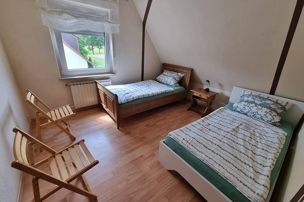 Ganze Wohnung, Ferienwohnung mit Balkon im wunderschönen Tecklenburg, Wanderwege(Teutoschleife) in Tecklenburg, Münsterland