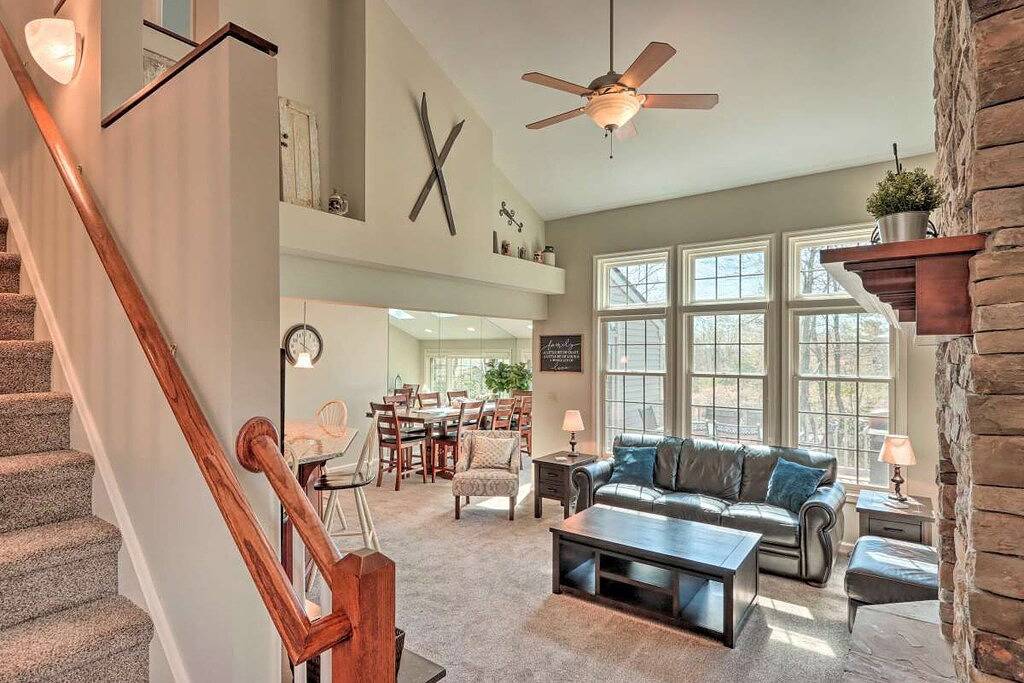 Fresh Bright and Clean Mountainside Villa w free Beach&Pool Access in Hickory Run State Park