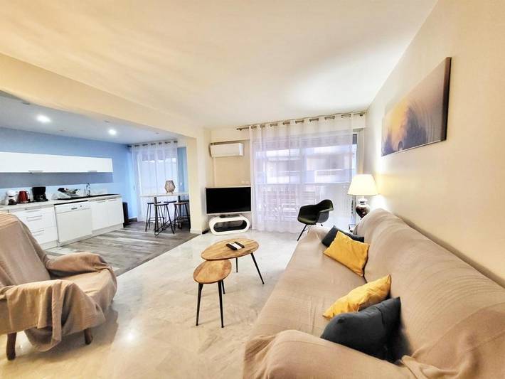 Gîte pour 4 personnes, avec balcon et vue dans Plage Beau Rivage Saint Raphael - 3