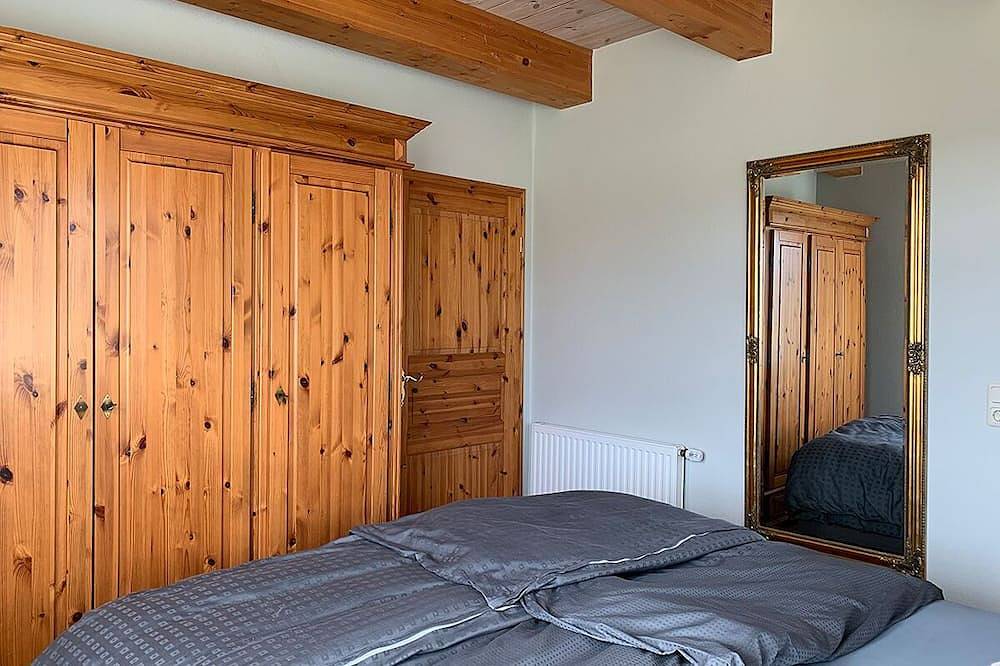 Ganze Wohnung, Abendstille, Ferienwohnung in \"De Feerjenhusen\" am Haubarg von Vollerwiek in Vollerwiek, Eiderstedt