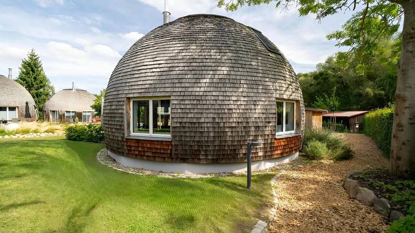 Ferienhaus für 4 Personen, mit Sauna und Terrasse sowie Garten in Penzlin