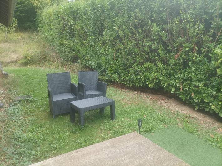 Gîte pour 2 personnes, avec jardin ainsi que terrasse et vue dans Curienne - 3
