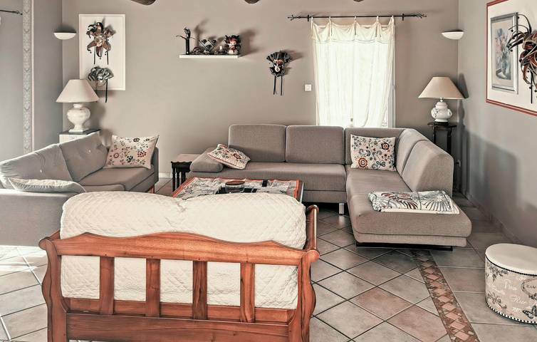 Location de vacances pour 11 personnes, avec piscine ainsi que terrasse et jardin, animaux acceptés à Carpentras - 3